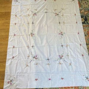 Beautiful embroidery butterfly tablecloth 🦋